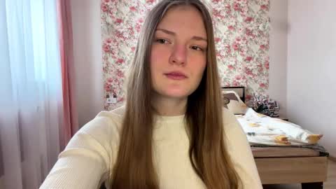 Mila online show from February 7, 2026, 8:51 am