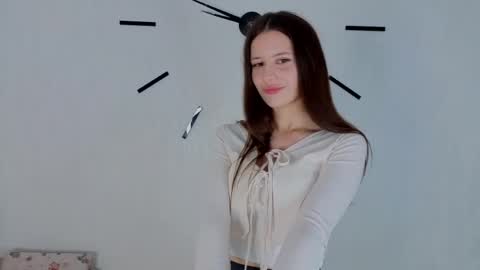 Leia online show from May 26, 2026, 5:03 am