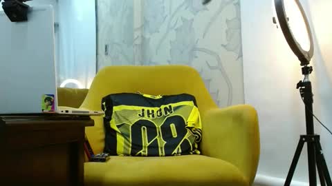 Snapshot of delglo chatting on October 10, 2025, 4:55 am delglo online show from October 10, 2025, 4:55 am