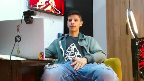 Snapshot of delglo chatting on October 13, 2025, 1:11 pm delglo online show from October 13, 2025, 1:11 pm