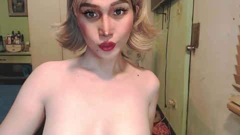 Mercedes online show from March 21, 2026, 1:21 am