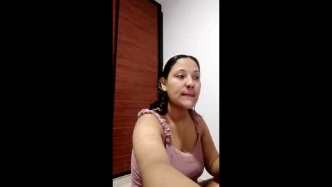 Sarah online show from May 15, 2026, 11:06 am