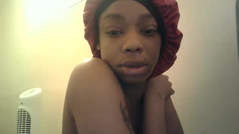 delightfuldark online show from March 7, 2025, 3:39 pm