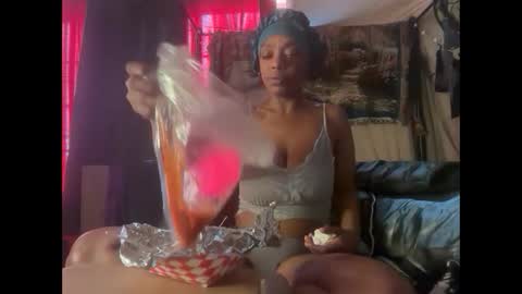 delightfuldark online show from September 22, 2025, 4:31 pm