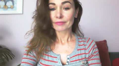 delilah_sweet online show from February 18, 2026, 4:14 pm