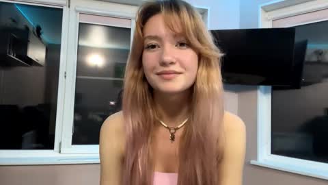 Nami online show from November 11, 2025, 12:49 pm