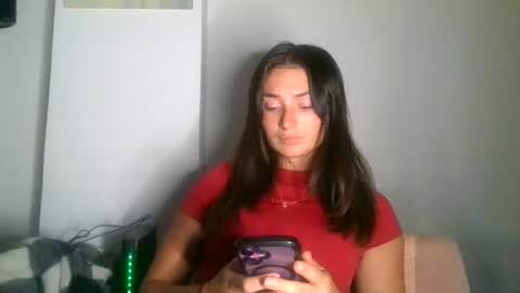 Snapshot of demiibear chatting on June 21, 2026, 12:46 am Demi online show from June 21, 2026, 12:46 am