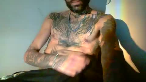 Snapshot of demon_rose_ chatting on July 16, 2026, 5:46 am demon_rose_ online show from July 16, 2026, 5:46 am