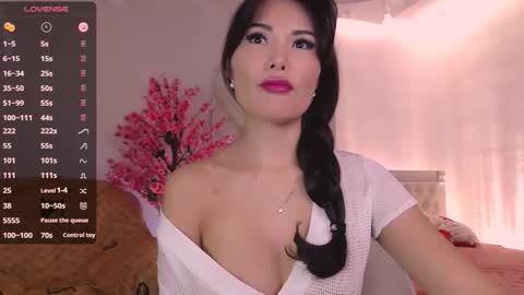 Lana online show from March 7, 2026, 4:53 am