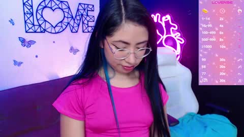 Snapshot of demyanderson_ chatting on February 1, 2025, 12:18 am Demy online show from February 1, 2025, 12:18 am