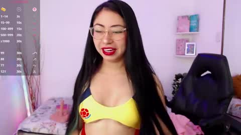 Snapshot of demyanderson_ chatting on July 7, 2026, 11:53 pm Demy online show from July 7, 2026, 11:53 pm