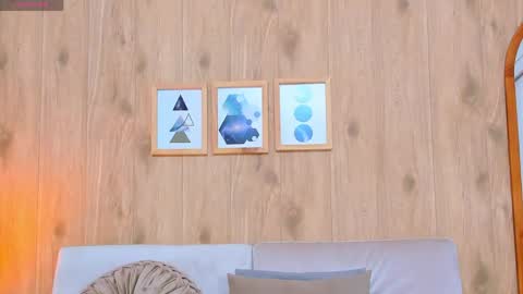 DEMY online show from April 16, 2026, 2:45 am