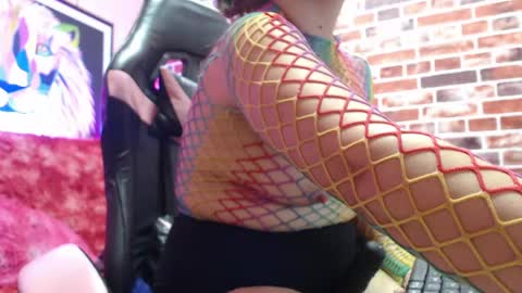 Denisse online show from April 15, 2026, 4:08 am