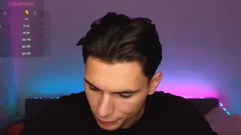 Den online show from November 10, 2025, 8:24 am