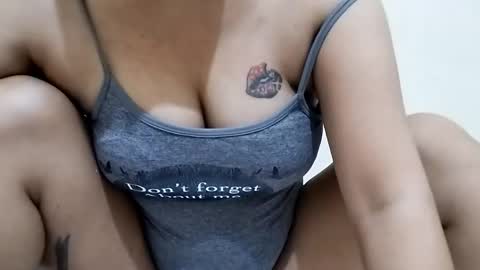 Sarina online show from May 12, 2026, 5:48 am