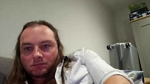 dennis210586 online show from December 31, 2024, 5:33 am