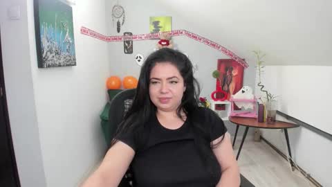 Snapshot of dennyssecharm chatting on October 27, 2025, 6:23 pm dennyssecharm online show from October 27, 2025, 6:23 pm