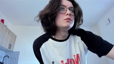 Derek online show from March 20, 2026, 1:49 pm