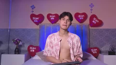 derek_sinn online show from February 16, 2026, 7:43 pm