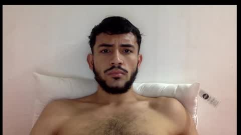 Snapshot of derek_smiith chatting on February 10, 2025, 5:36 am Derek smiith online show from February 10, 2025, 5:36 am