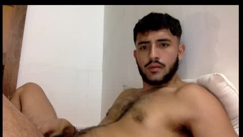 Snapshot of derek_smiith chatting on March 3, 2025, 8:21 pm Derek smiith online show from March 3, 2025, 8:21 pm