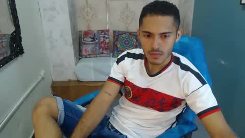 Snapshot of derek_storm_ chatting on November 23, 2025, 12:27 pm D E R E K online show from November 23, 2025, 12:27 pm