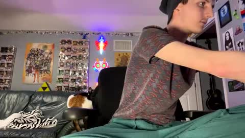 derekdings online show from May 14, 2026, 11:17 am