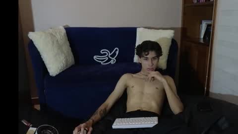 Derek online show from November 29, 2025, 11:19 pm