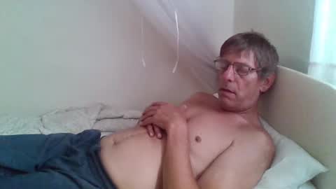 Snapshot of derrytop chatting on March 2, 2025, 5:54 am JohnB online show from March 2, 2025, 5:54 am