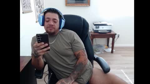 desertadventurer25 online show from October 26, 2025, 6:03 pm