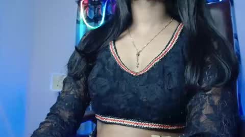 Snapshot of desi_baby_doll chatting on November 21, 2025, 3:27 am Dolly online show from November 21, 2025, 3:27 am
