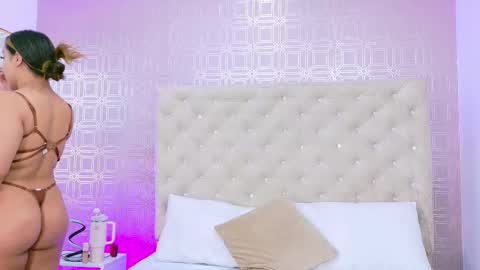 Sara Desire online show from September 12, 2025, 12:16 pm