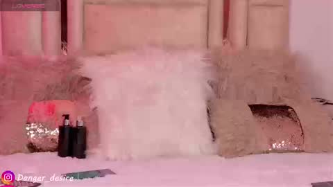   online show from September 8, 2025, 6:29 pm