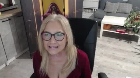 S O F I A online show from February 12, 2026, 3:07 pm