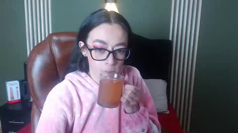 Desiring Angel online show from January 7, 2025, 11:48 am