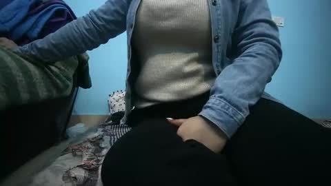 Snapshot of desirussian chatting on December 1, 2025, 11:04 am desirussian online show from December 1, 2025, 11:04 am