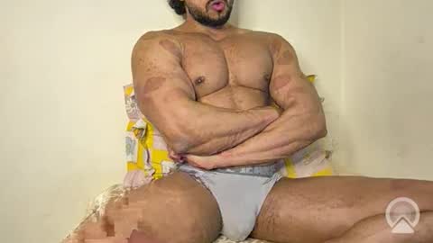Snapshot of desiwolf_alex chatting on October 19, 2025, 11:38 pm Alex online show from October 19, 2025, 11:38 pm