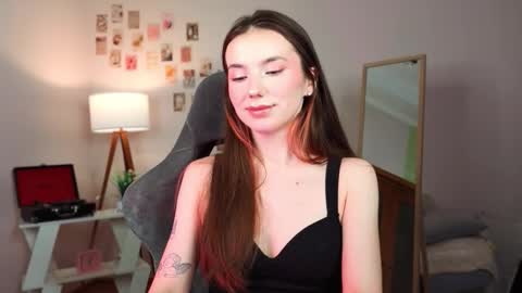 Maya online show from December 21, 2025, 4:52 am