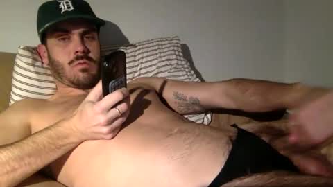 Snapshot of detroitbro chatting on December 3, 2025, 3:25 am Detroit Bro online show from December 3, 2025, 3:25 am