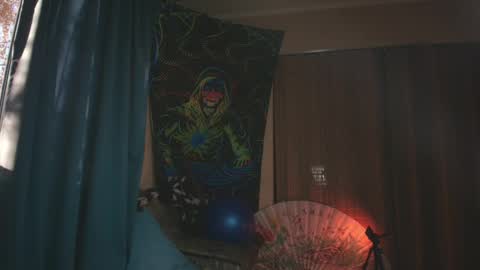 Devil online show from October 15, 2025, 3:06 am