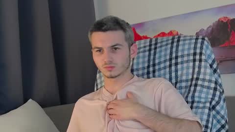 devin_ho online show from January 4, 2025, 7:34 pm