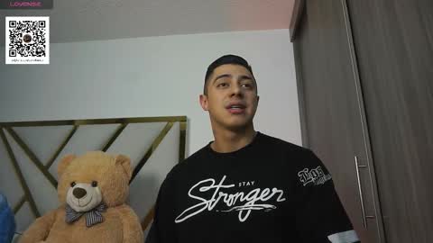 Devin Hunter online show from November 15, 2025, 12:52 am