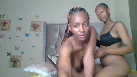 devinegrace6 online show from November 9, 2025, 1:59 am