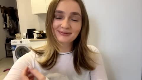 Mira online show from November 18, 2025, 11:36 am