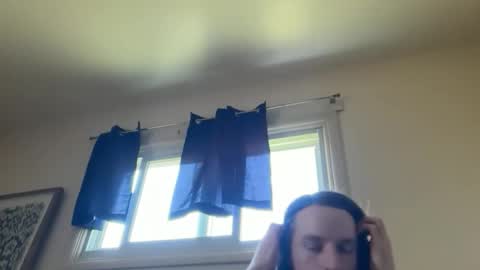 Snapshot of deweydreams chatting on May 5, 2026, 1:52 pm deweydreams online show from May 5, 2026, 1:52 pm