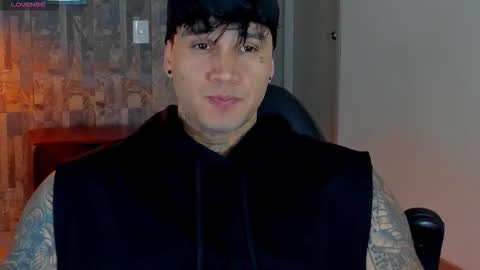 JULIAN online show from March 3, 2026, 10:59 pm