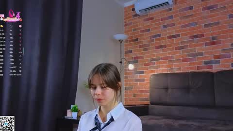 Kira online show from September 9, 2025, 5:45 pm