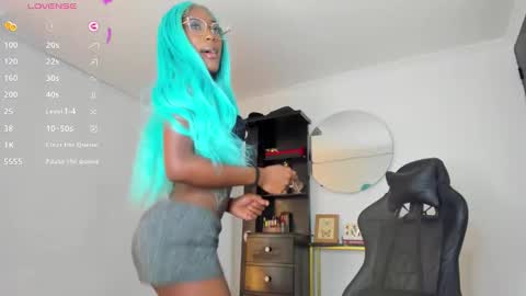 Madisson online show from November 10, 2025, 8:41 pm