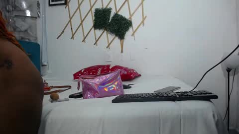 Snapshot of diabla_sexyboobs chatting on October 14, 2025, 3:51 am D I A B L A online show from October 14, 2025, 3:51 am