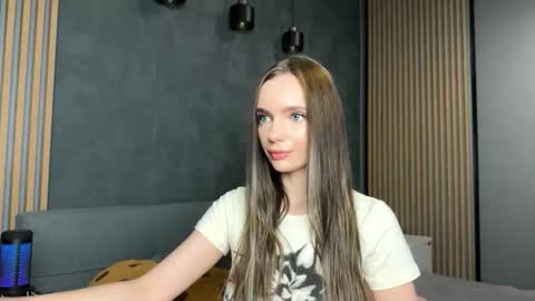 dialinkaaaa online show from March 17, 2026, 7:39 pm